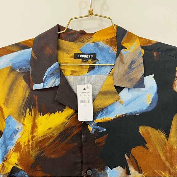 Express Multicolor Abstract Button-Up Shirt Size Medium Rayon Short Sleeve Brown - Picture 4 of 5